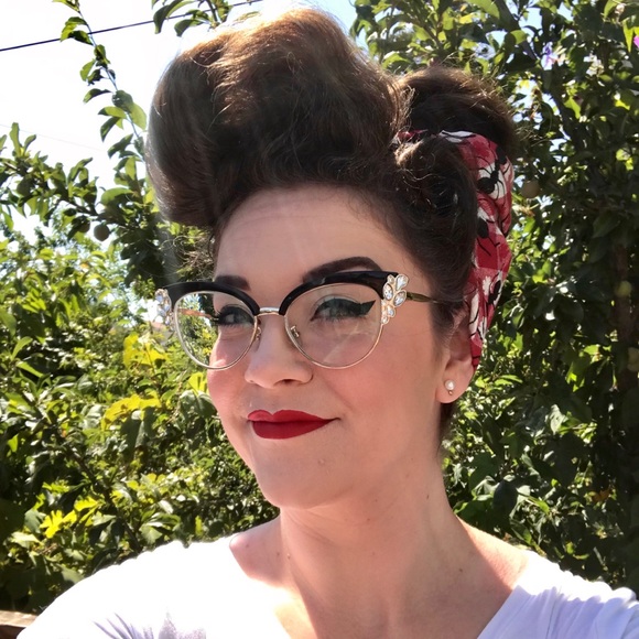 Meet your Posher, Morgan - Picture 2 of 6